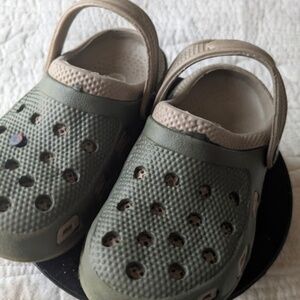 NEXT2NEW GREEN AND TAN FAUX CROX SIZE 9 & SIZE  10